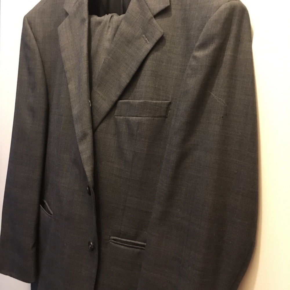 Stafford men’s suit 36x30 44R